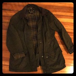 Women’s Barbour Classic Beadnell Jacket